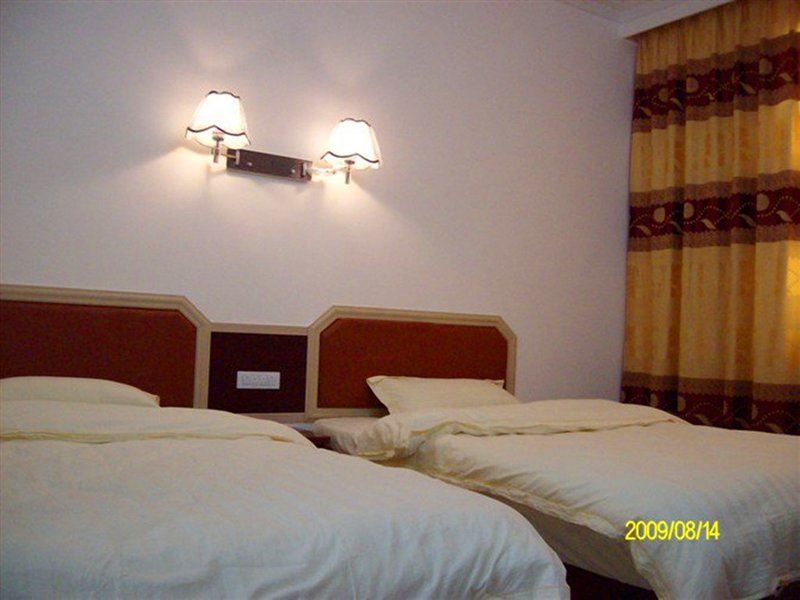 Shennongjia Summer Resort Guest Room