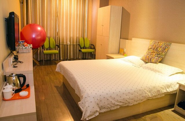 Haoyue Shishang Hotel Guest Room