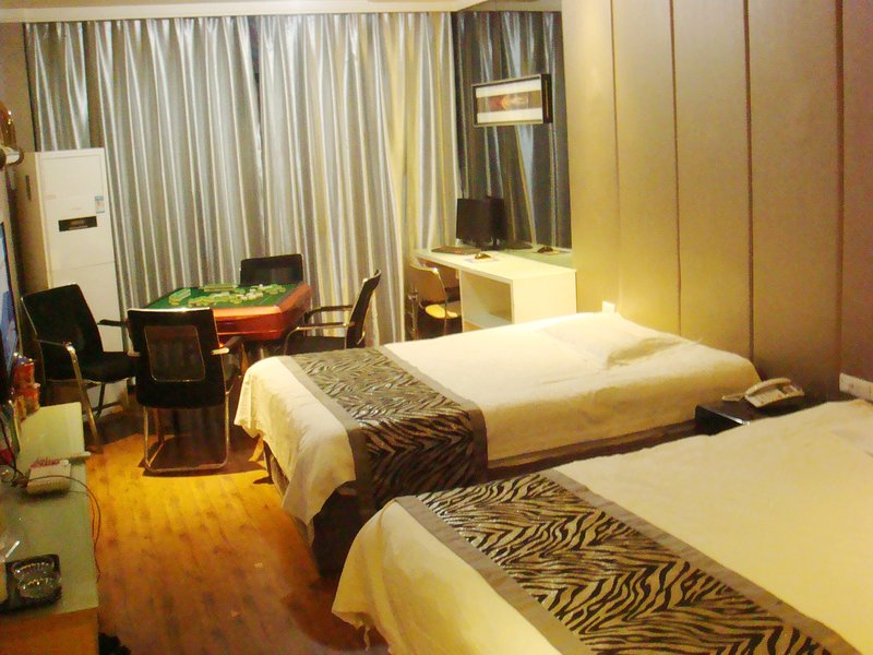 OYO Xiangyang Qiqi Business Hotel Guest Room