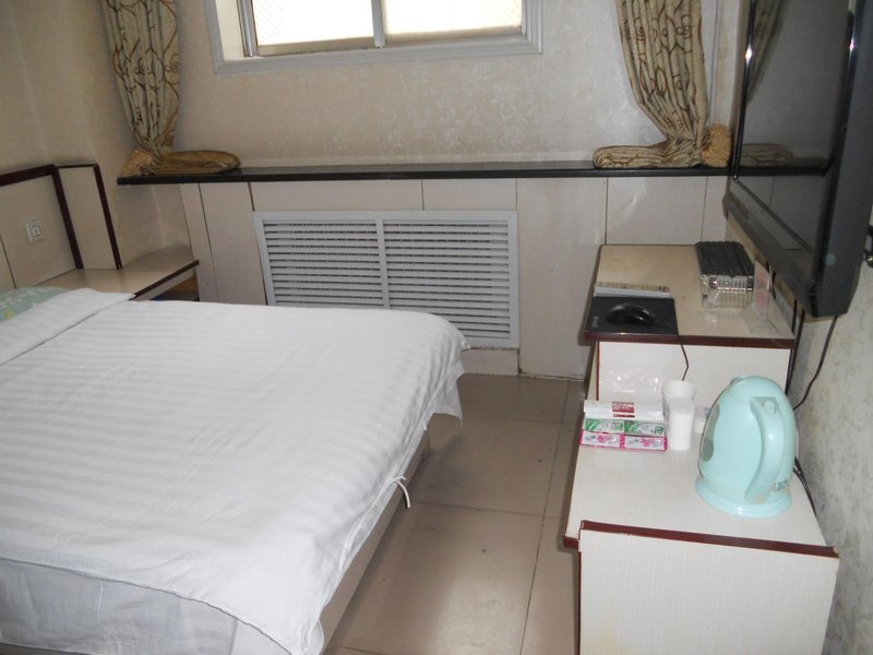 Chenlong HotelGuest Room