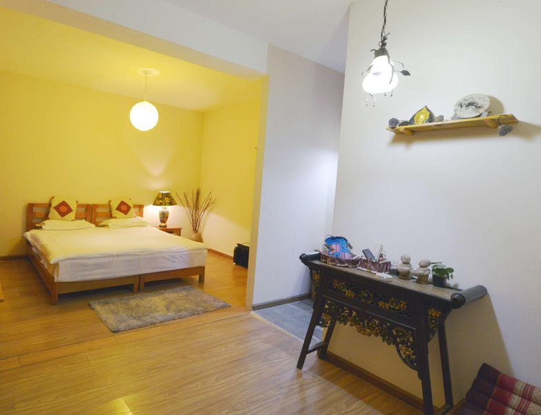Dali Ancient Town Family Rainforest Inn Guest Room