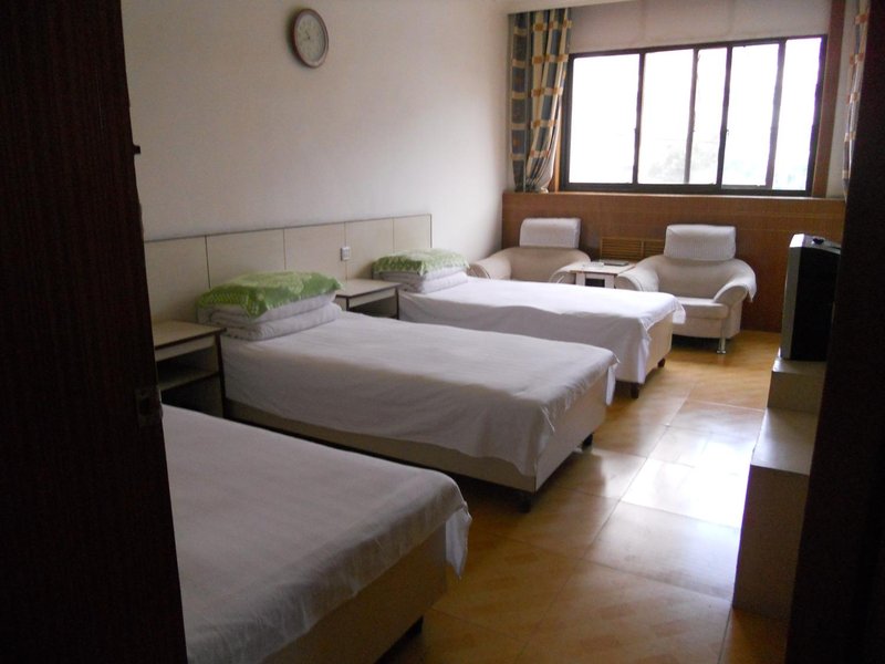 Chenlong HotelGuest Room