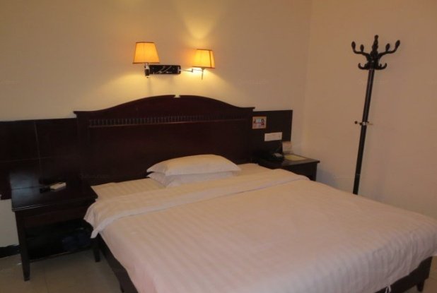 Anyiju Business Hotel Guest Room