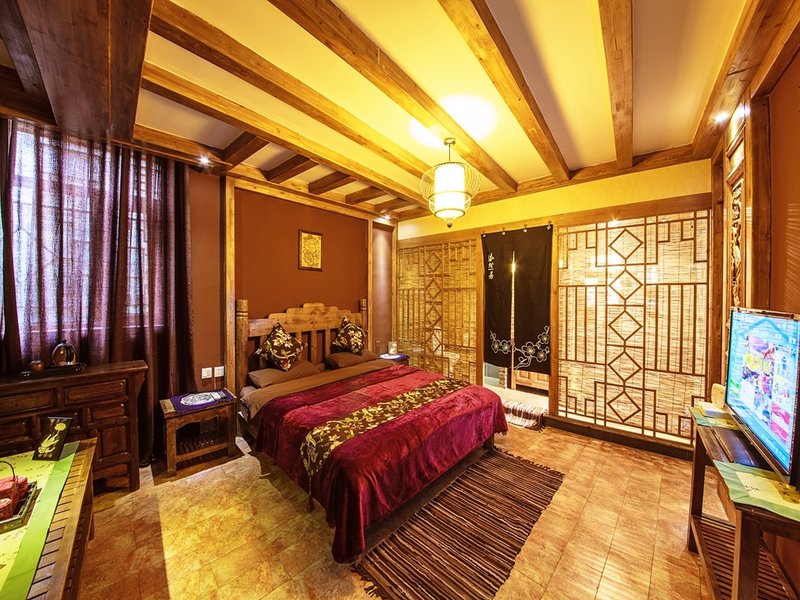 Lijiang Yiranju Qingxin Courtyard Room Type