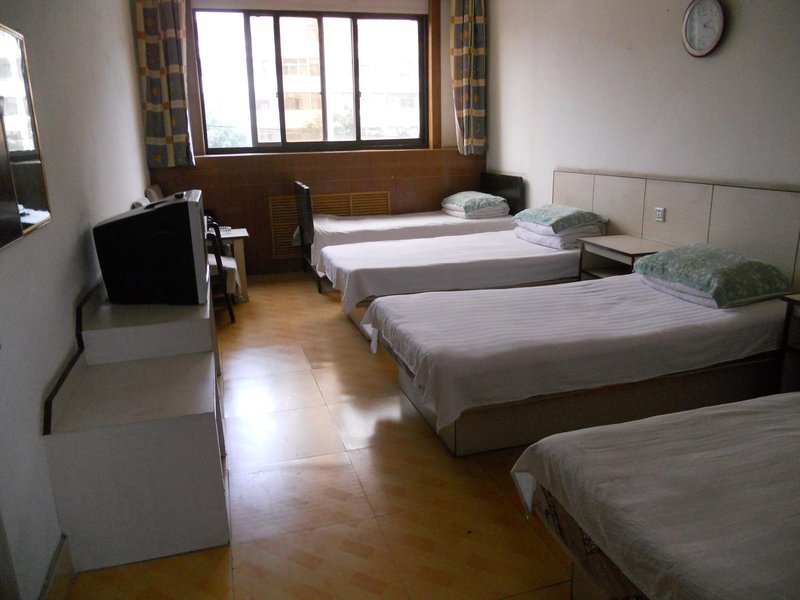 Chenlong HotelGuest Room