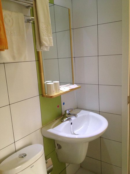 Jinhui Hotel Guest Room