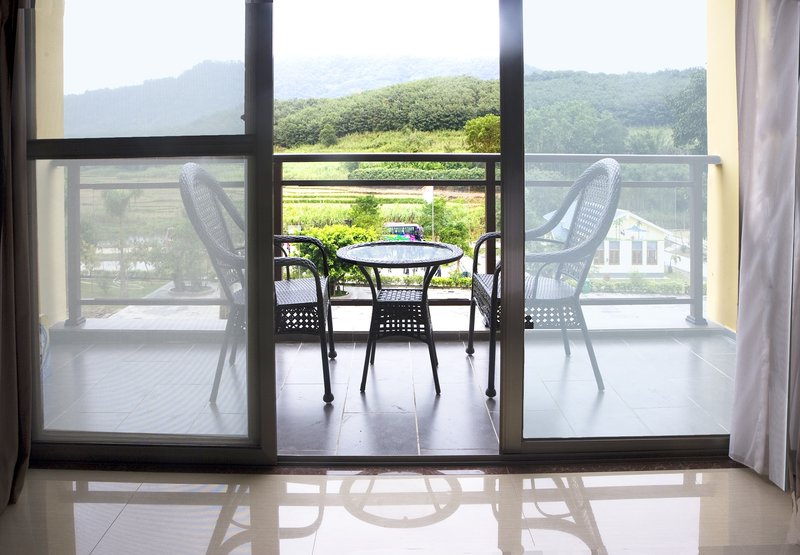 Baisha Luoshuai Rainforest Holiday Hotel Room Type