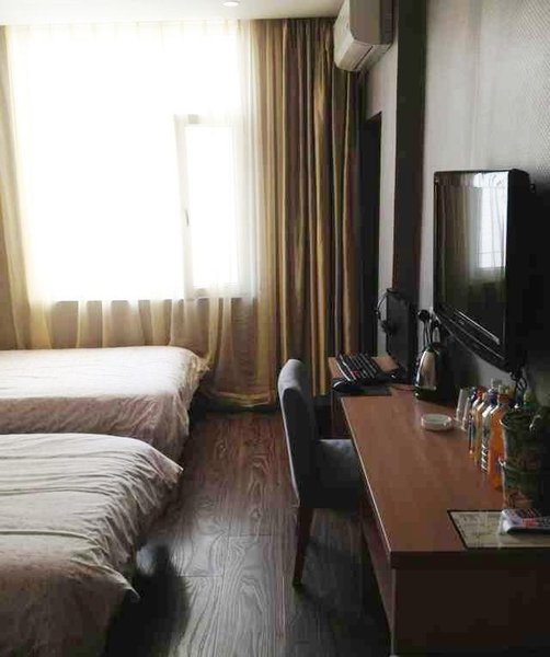 V5 Chain Hotel Baishan Sanjiang Room Type