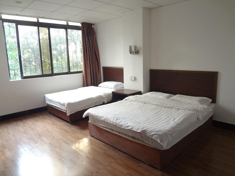 Zhongshan hotel Guest Room