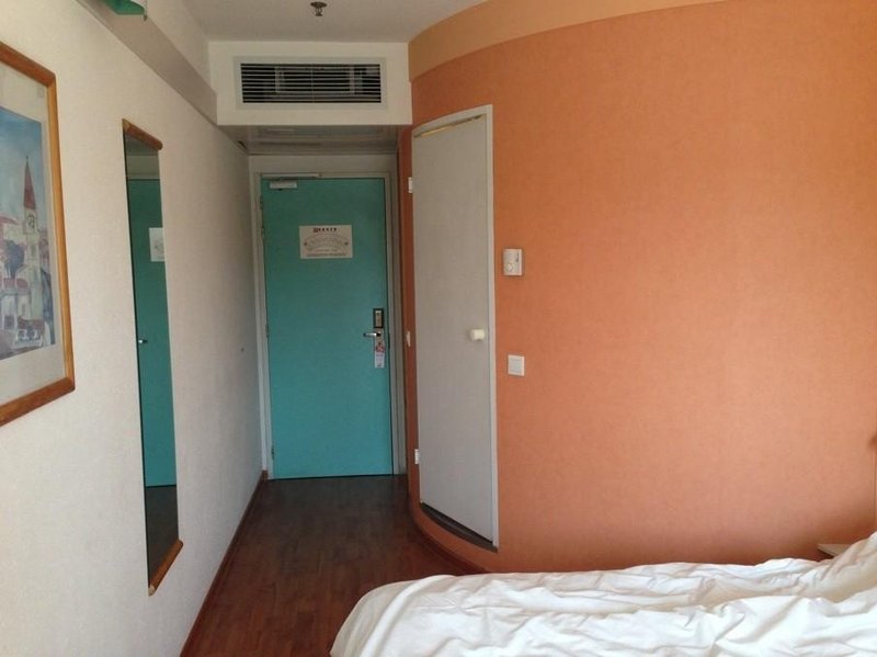 Ibis Hotel Huangdao Qingdao Guest Room