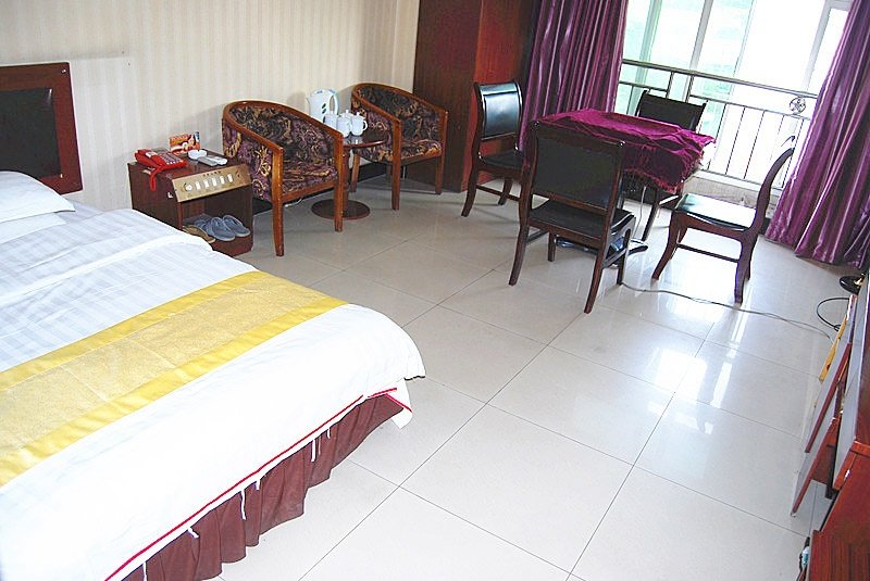 Yuquanshan Hotel Guest Room