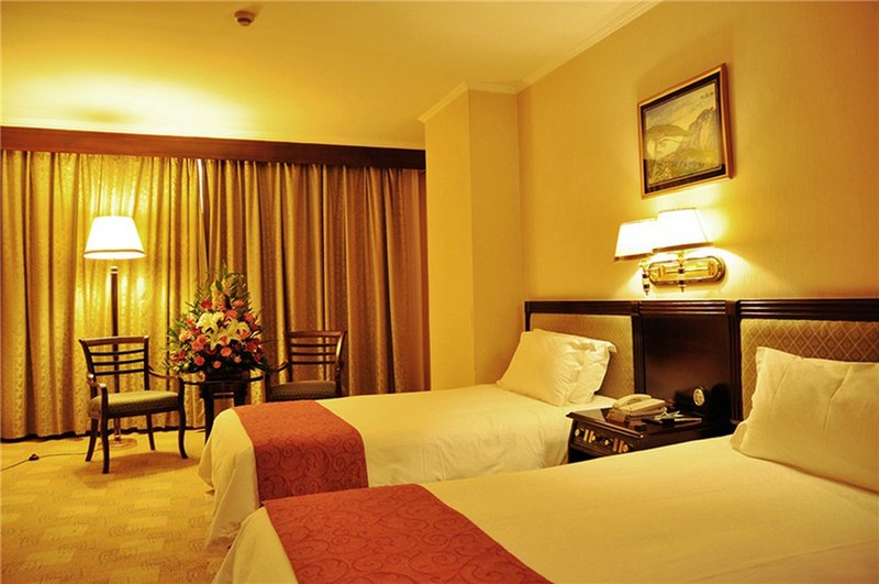 Luoyang Grand Hotel Guest Room