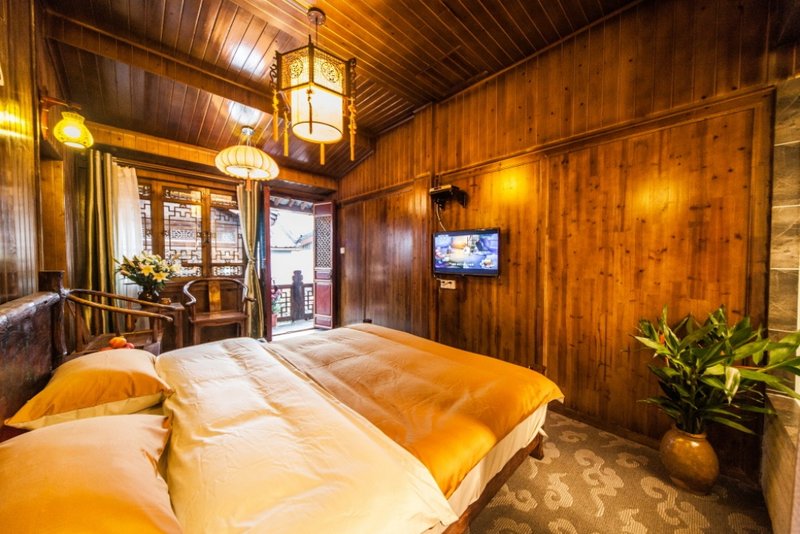 Romantic Snowy Night Inn Lijiang Room Type