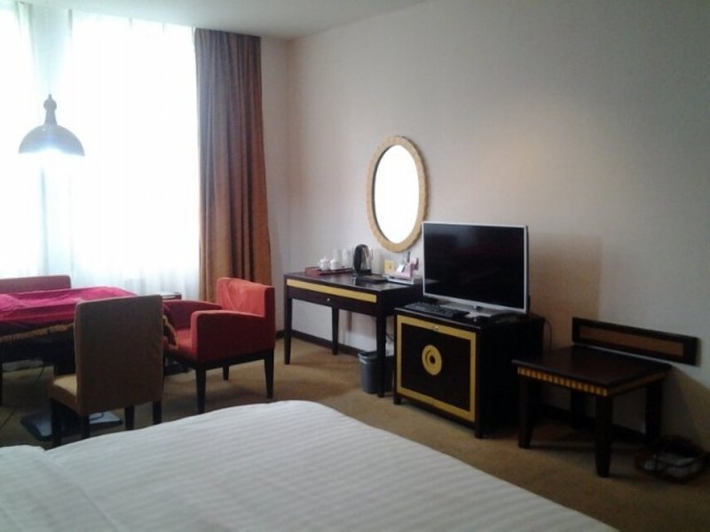 Guigang Jinqiangui Business Hotel Guest Room