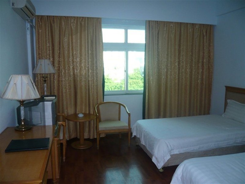 Sanya Fuhua Hotel Guest Room