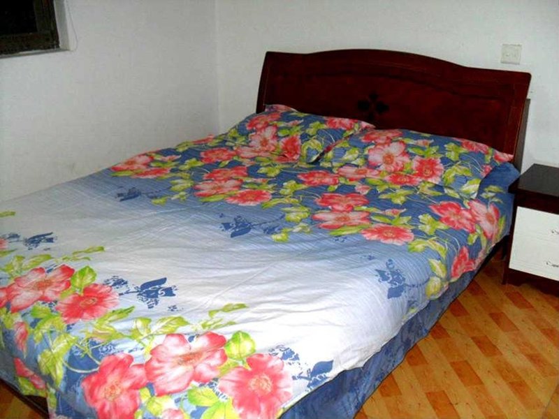 Xitang Heyuan InnGuest Room