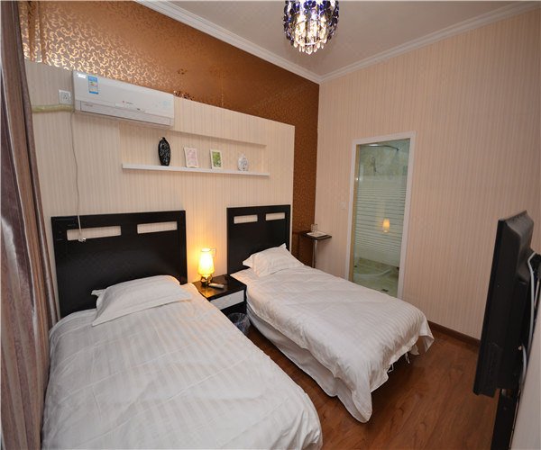 Vanilla Sky Theme InnGuest Room