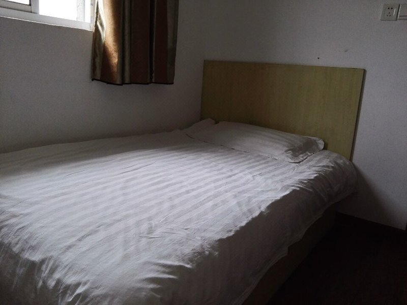 Donglang Hotel Guest Room