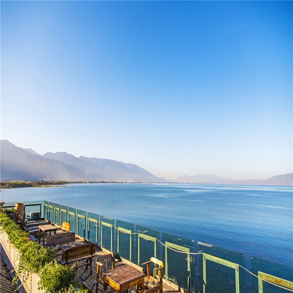 诗莉莉泛蜜月·云水小筑酒店