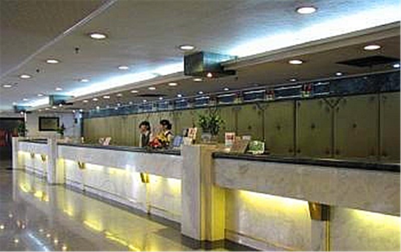 Zhaoqing overseas Chinese buildingLobby