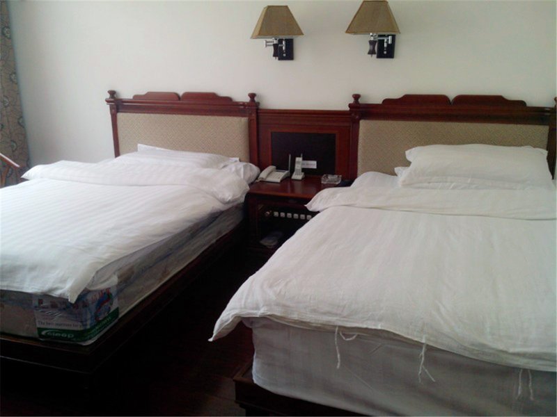 Longwangtan Motel Guest Room