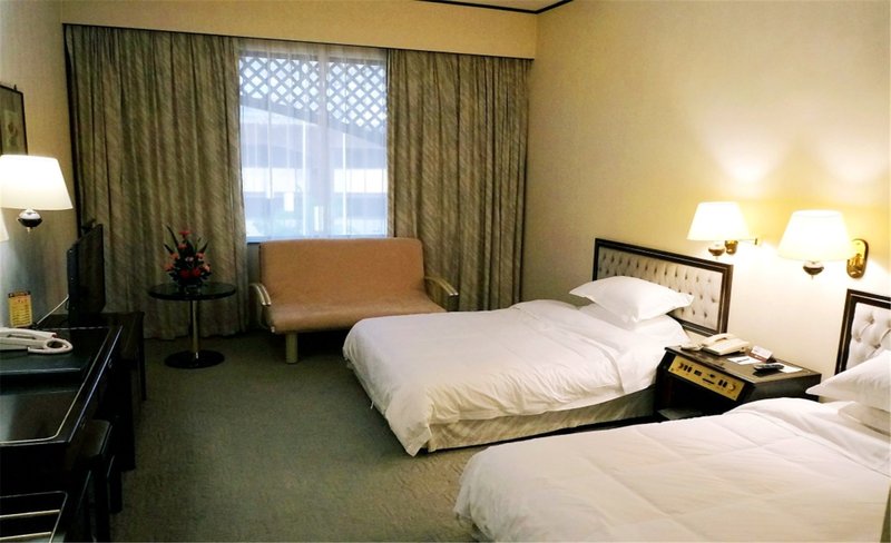 Royal Garden HotelGuest Room