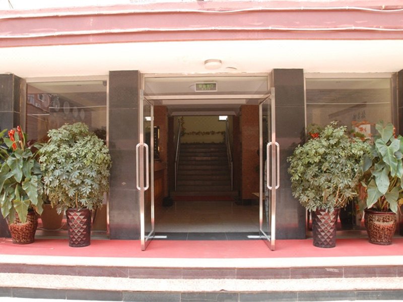 Longlusheng Hotel (Tianjin West Railway Station)Over view