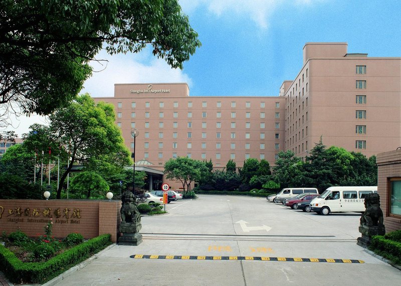 Shanghai International Airport Hotel over view