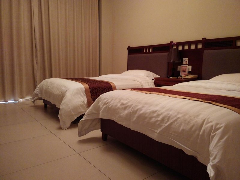 0898 Express Hotel (Haikou West bus station store of Provincial People's Hospital) Guest Room