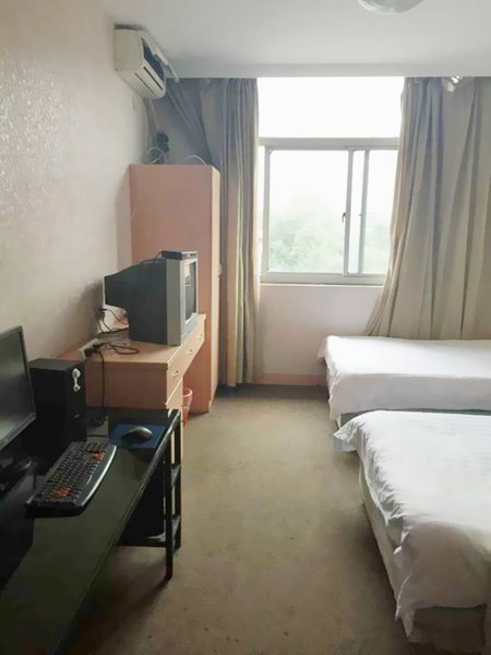 Blue sky hotel Guest Room