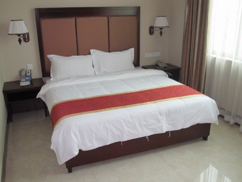 Four Seasons Hongyun Hotel Haikou Guest Room