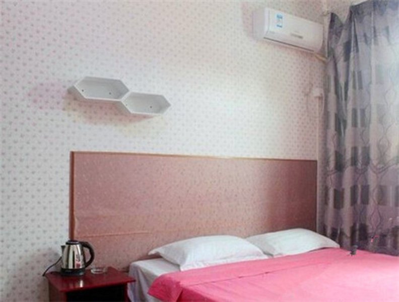 Qingdao Baorui Hotel Guest Room