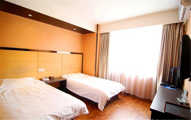 9 Days Business Hotel Guest Room