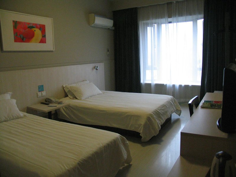 Jinjiang Inn Hami Road ShanghaiGuest Room