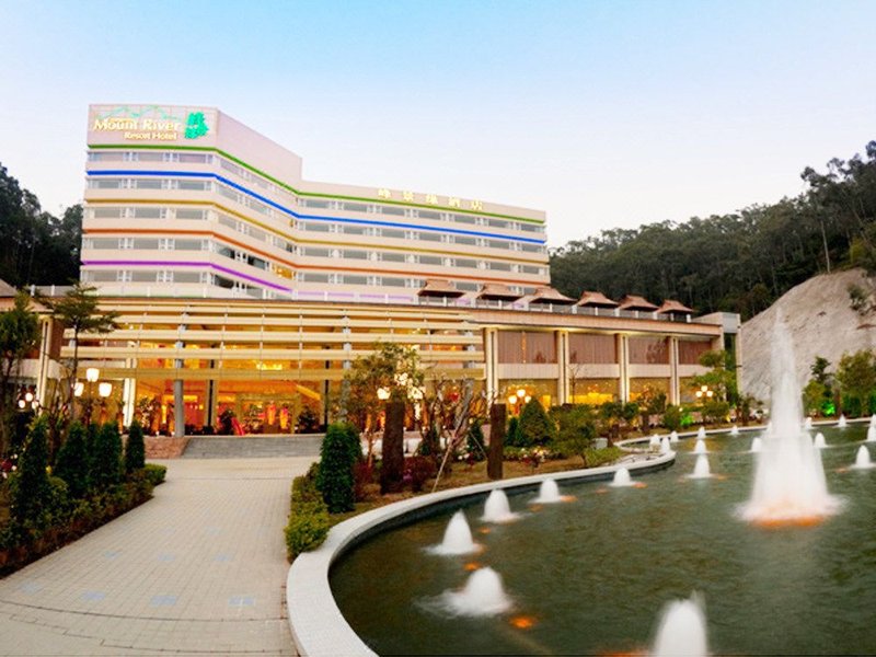 Mount River Resort Hotel Guangzhou over view