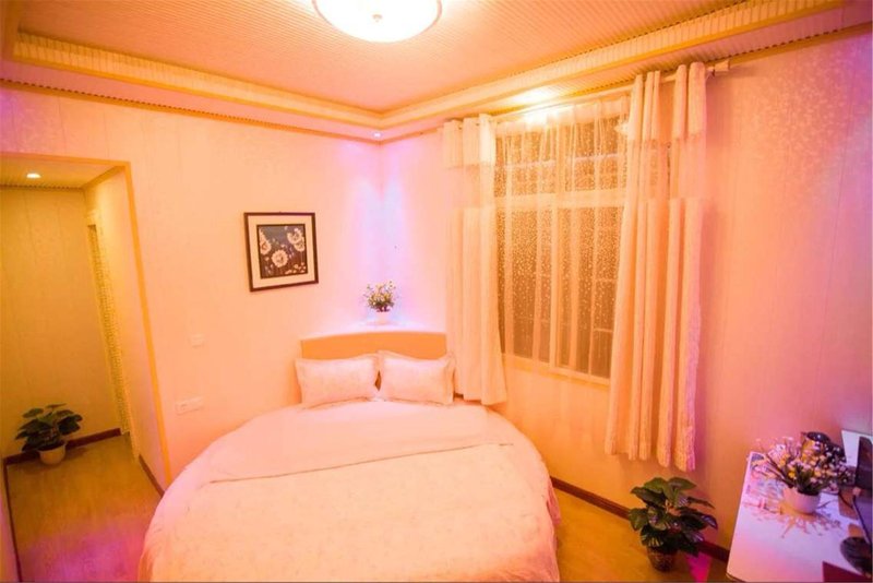 Fengmingxuan InnGuest Room