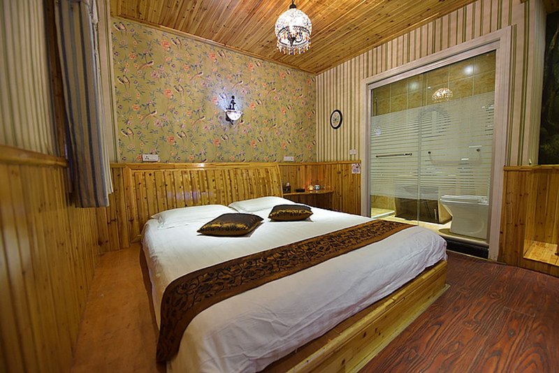Yueman Xilou Theme InnGuest Room