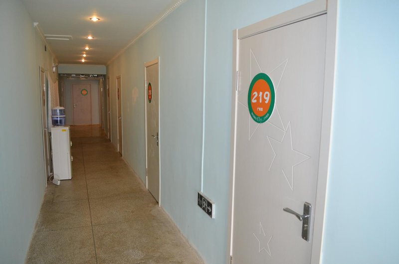 Wowo Inn Shenyang Nanta Hotel public area