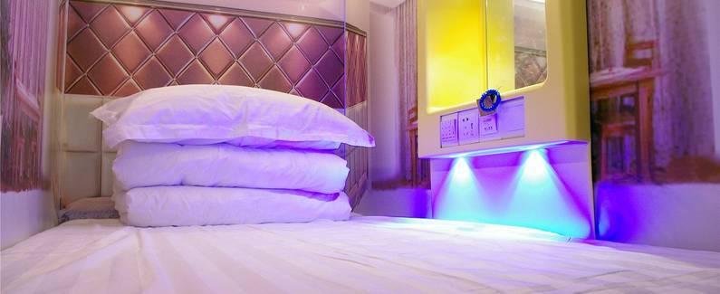 城际太空舱青年旅社(南京新街口店)