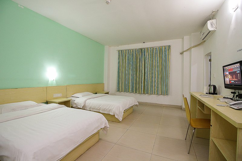 Rainbow Hotel (Haikou Fucheng store) Guest Room