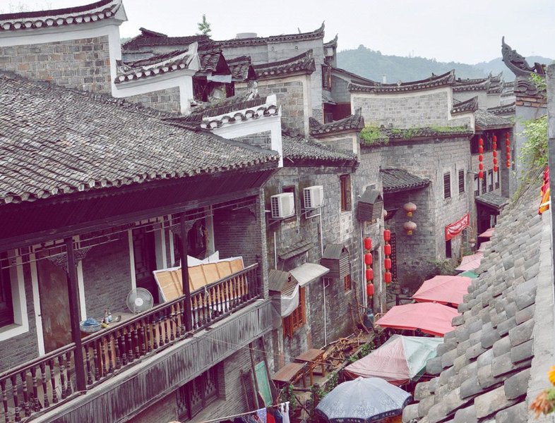 Fenghuang Xi HostelOver view