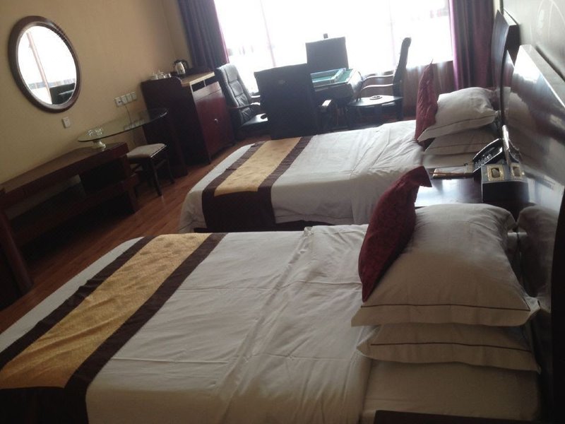 Golden Day Spa Boutique Hotel Guest Room