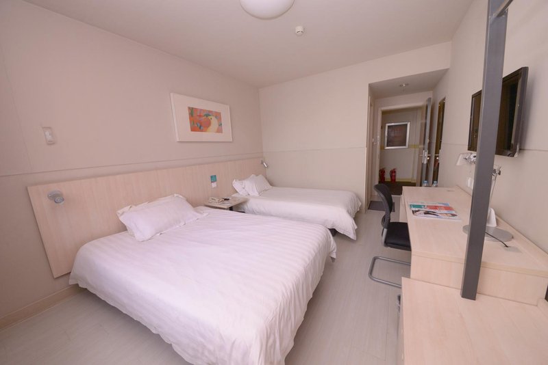 Magnotel(Ha'erbin Railway Station & Qiulin Museum Metro Station Branch) Guest Room