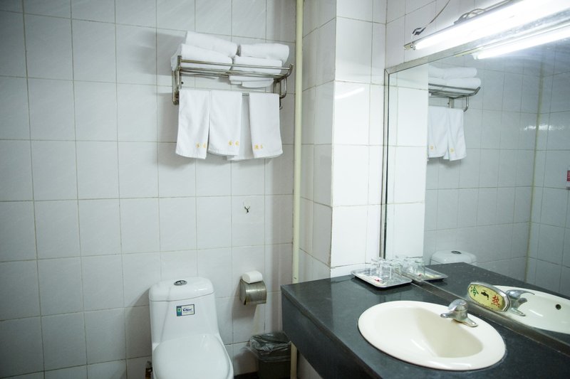 Jinzuan 100 Holiday Hotel Guest Room