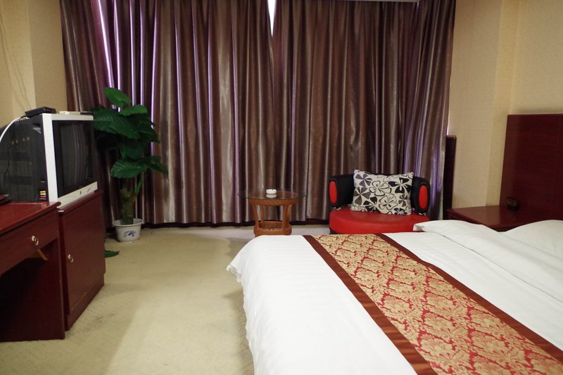 Yulun Hotel Guest Room
