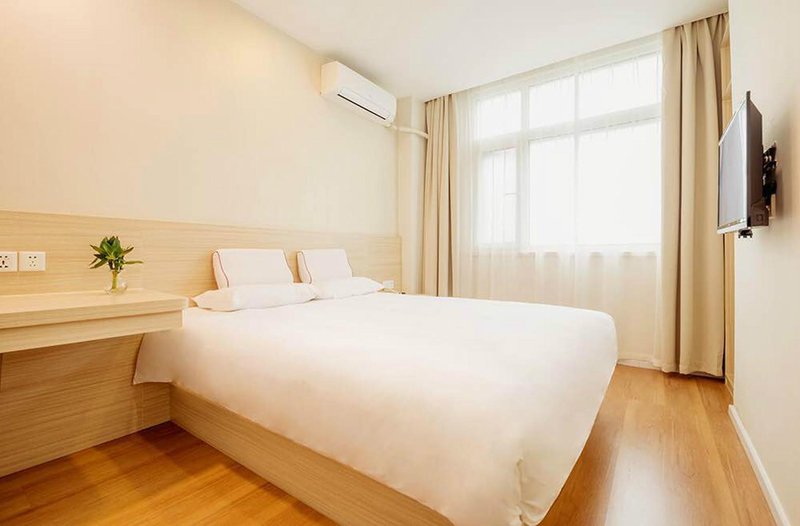 Hanting Express Jiangyang East Road YangzhouGuest Room