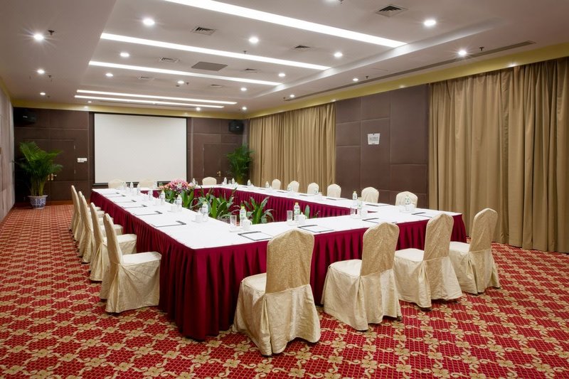 Tianyu Gloria Grand Hotel meeting room