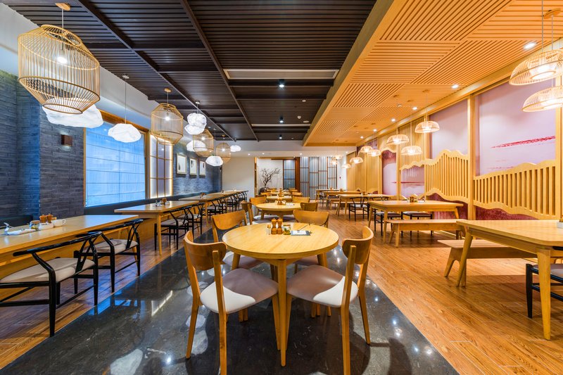 璞隐酒店(西安大雁塔店)