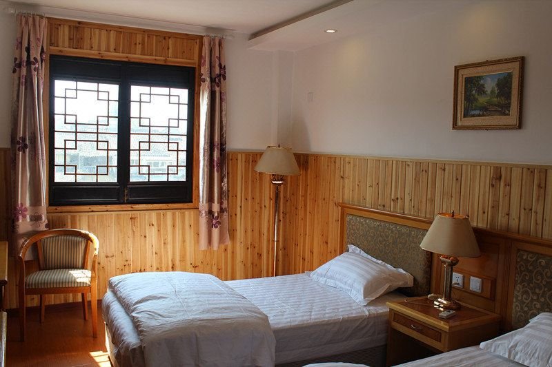 Wuzhen Canal House HomestayGuest Room