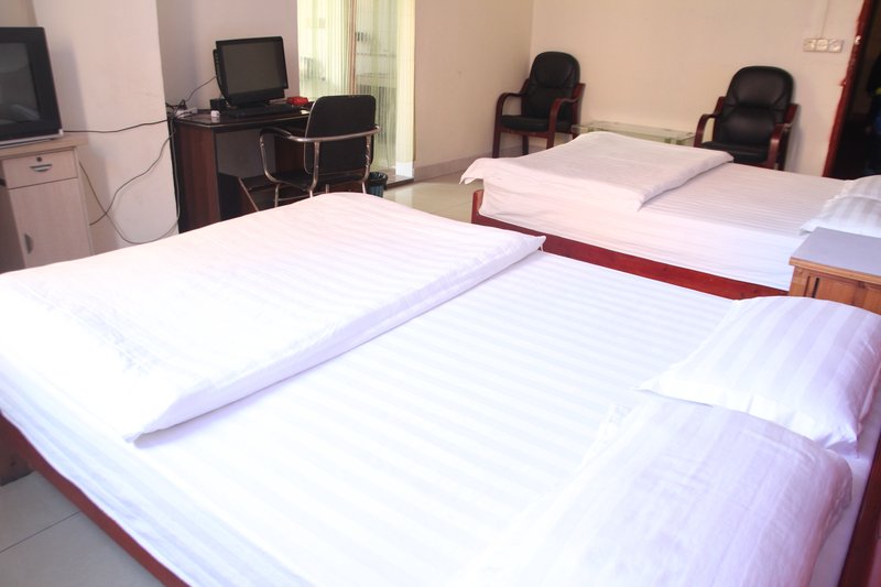 Zhongshan Emperor's Residence Guest Room